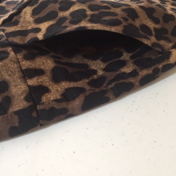 XXI Animal Print Pencil Skirt with Pockets S/P - Picture 6 of 16